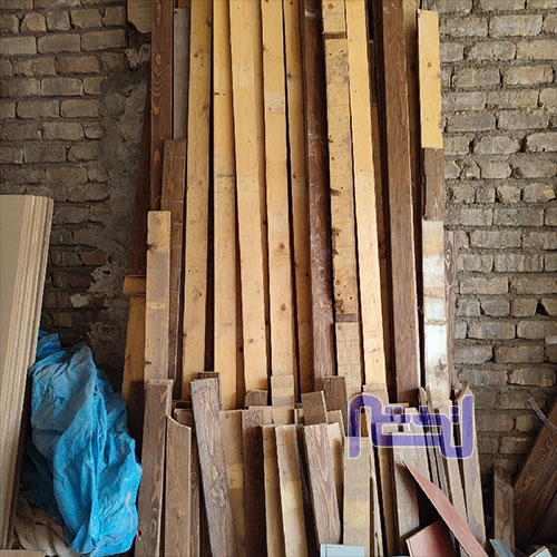 حدودا 30 متر مربع چوب با کیفیت روسی بفروش میرسد