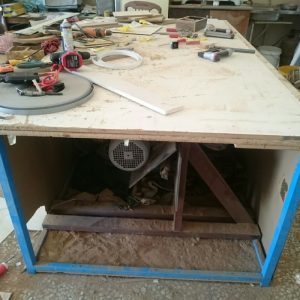 میز برش بزرگ چوب و MDF