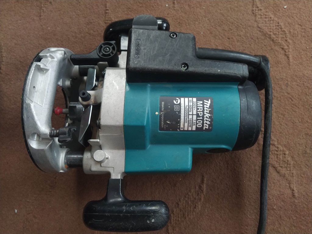 اور فرز ماکیتا p100